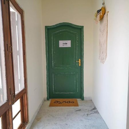 Destin Olympus Banjara Hostel Haidarábád Kültér fotó